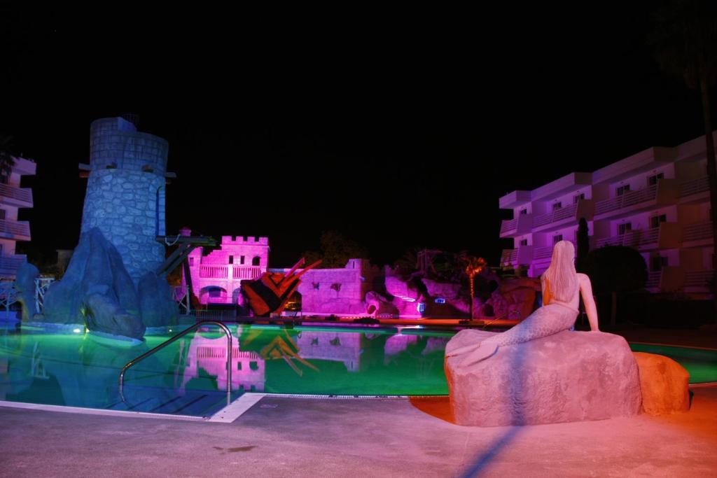 Pirates Village Santa Ponsa Exterior foto