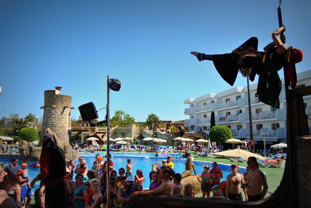 Pirates Village Santa Ponsa Exterior foto